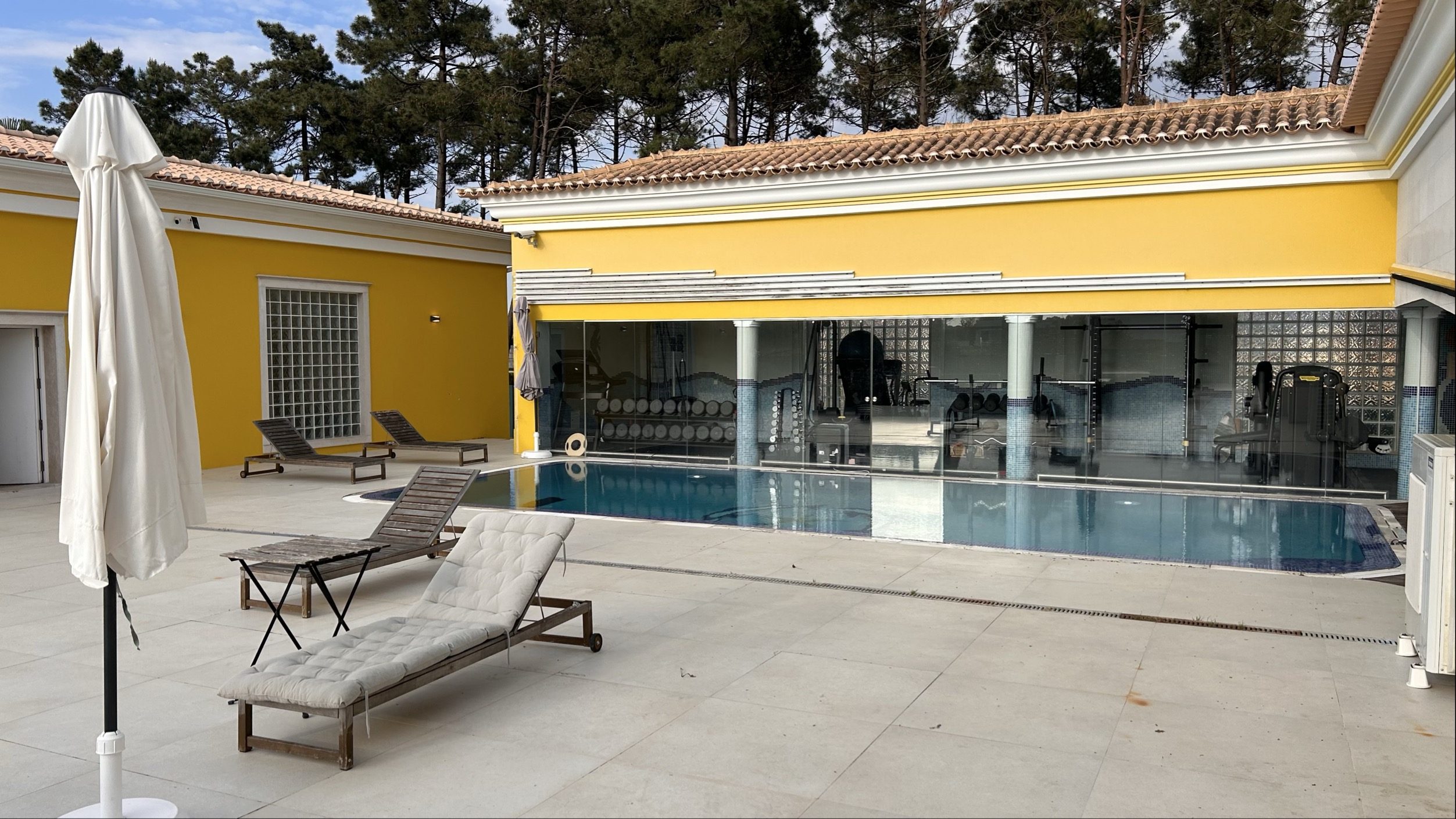 Pool